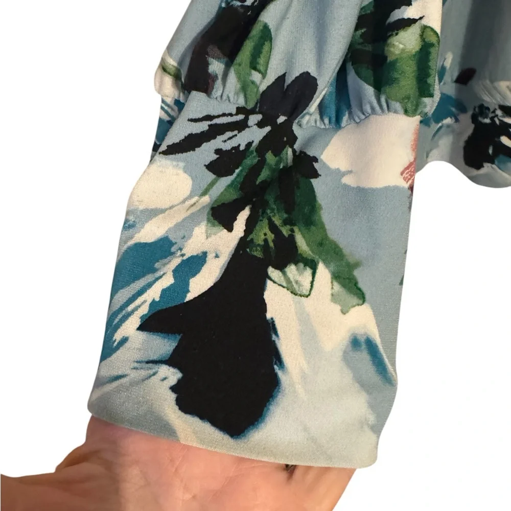 The Limited Women's Abstract Floral Blue Print Top XLARGE #N - Picture 4 of 7